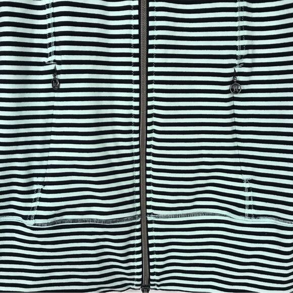 Lululemon Daily Yoga Jacket in Classic Stripe Mint Movement - Picture 6 of 12